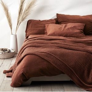 Casaluna linen bedding